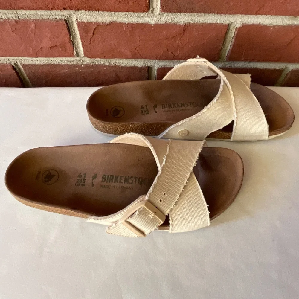 Birkenstock Siena Vegan Sandals Canvas Textile Cross Straps Cream Size 41 W10 M8
